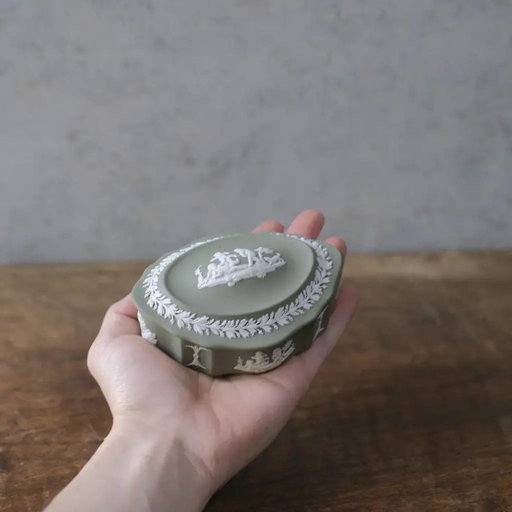 ヴィンテージ WEDGWOODジャスパー 小物入れ ケース ストーンウェア イギリス セージグリーン2