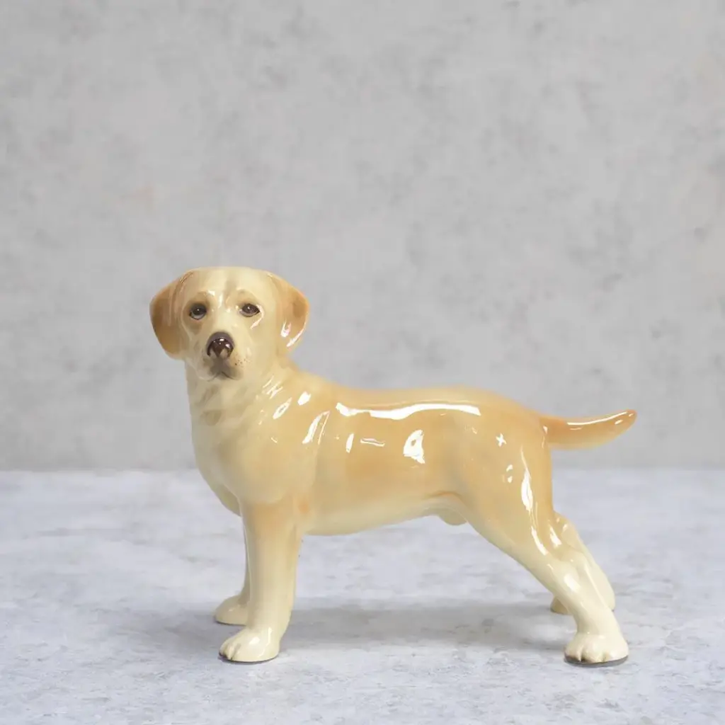 ヴィンテージ犬のフィギュリン 陶器人形 イギリス 置物 ゴールデンレトリバー