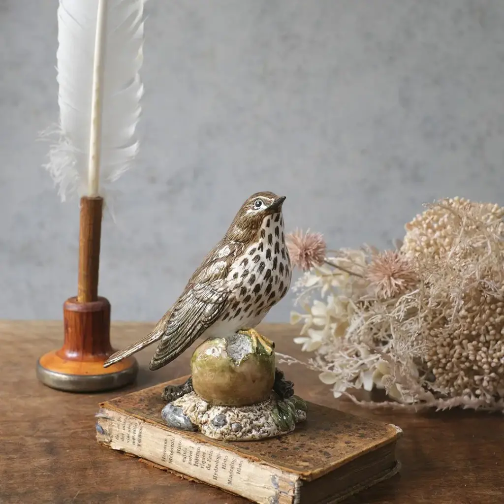 ヴィンテージフィギュリン 鳥 J Mack イギリス 陶器の置物 SONG THRUSH ウタツグミ