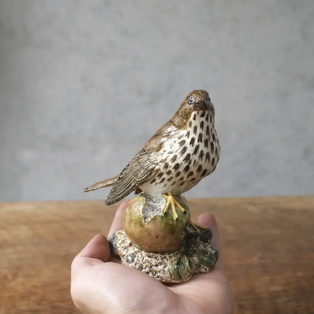 ヴィンテージフィギュリン 鳥 J Mack イギリス 陶器の置物 SONG THRUSH ウタツグミ10