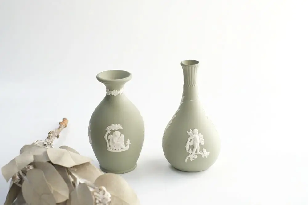 ヴィンテージ WEDGWOODジャスパー フラワーベース グリーン 一輪挿し 花器