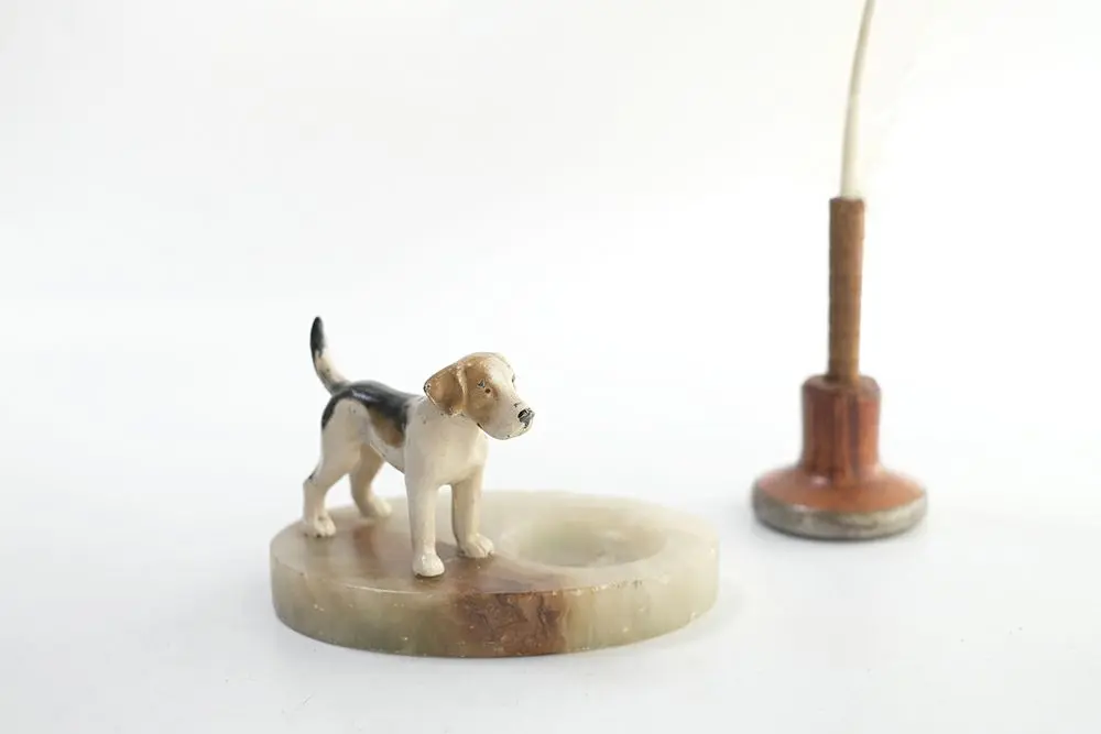 イギリス アンティークインクホルダー 大理石(オニキス)をベースに、コールドペイントのビーグル犬 アンティーク雑貨
