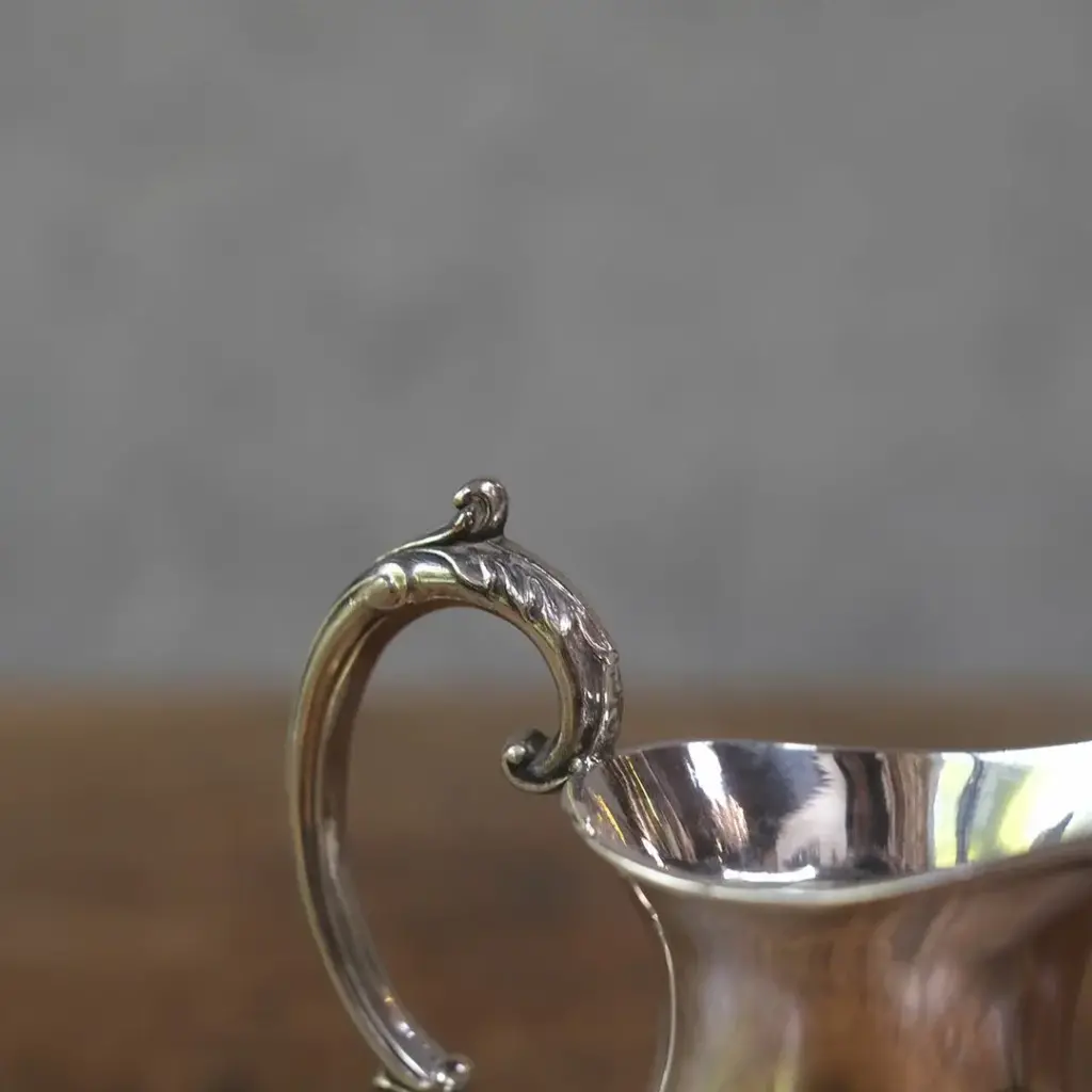 アンティークミルクジャグ イギリス シルバープレート ミルクポット James Dixon & Sons(ジェームズディクソン)
1