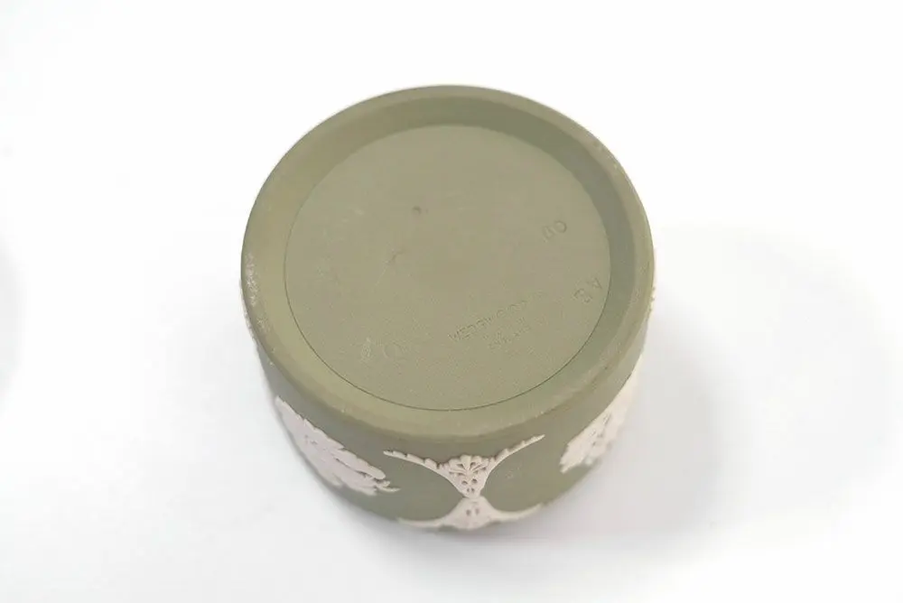 ヴィンテージ WEDGWOODジャスパー トリンケットボックス セージグリーン2