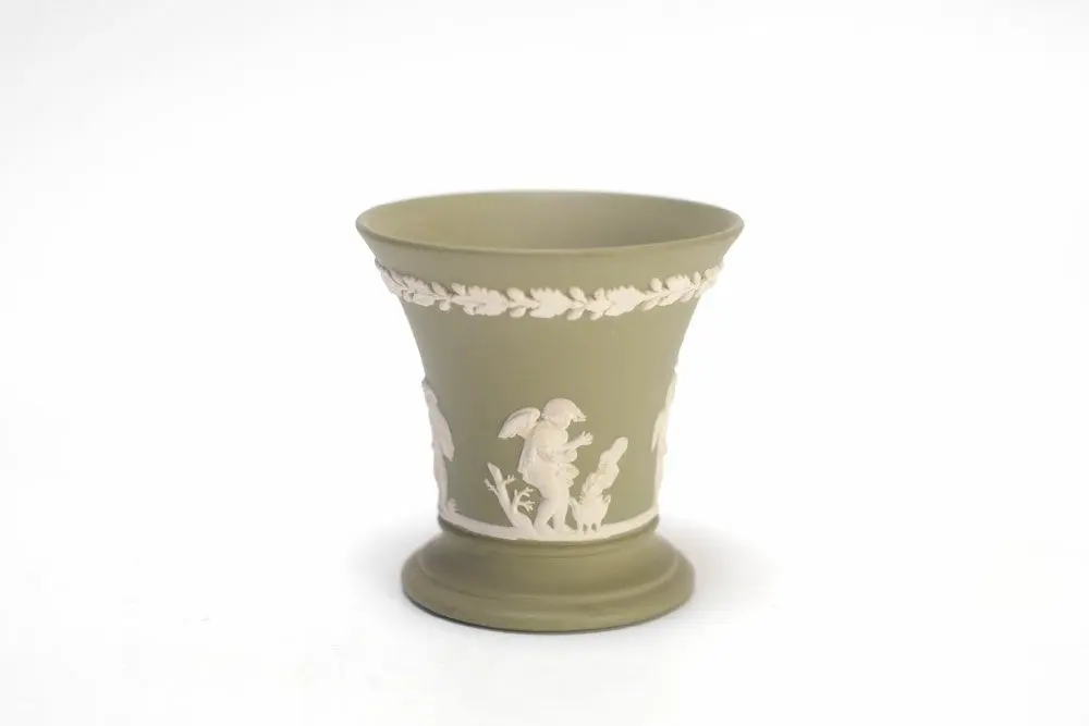 ィンテージ WEDGWOODジャスパー プレート ウェッジウッド イギリス 珍しい緑色 キャンドルスタンド