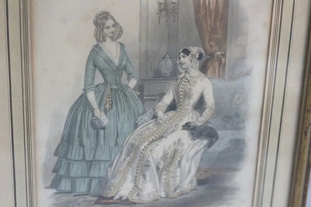 アンティークリトグラフ ドレスを着た婦人 フランスのファッション画 石版画1