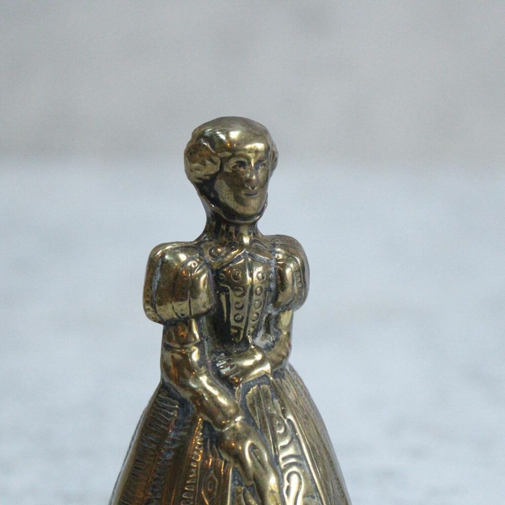 アンティークレディベルⅡ イギリス テーブルベル 呼び鈴 置物 アンティーク雑貨6