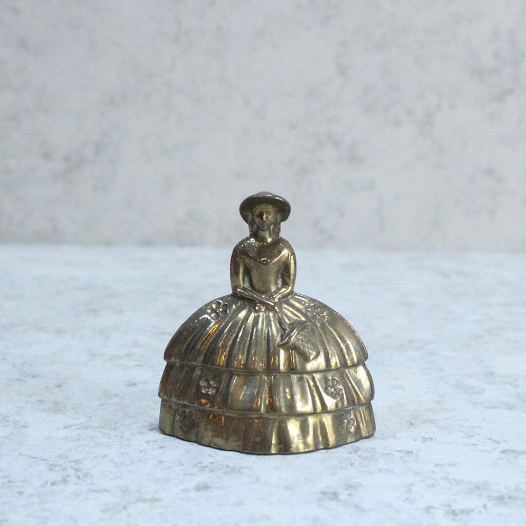 アンティークレディベルⅡ イギリス テーブルベル 呼び鈴 置物 アンティーク雑貨4
