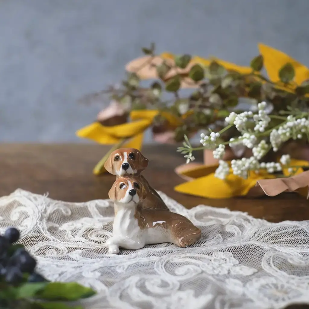 ヴィンテージフィギリン 寄り添う犬 イギリス 陶器 置物
