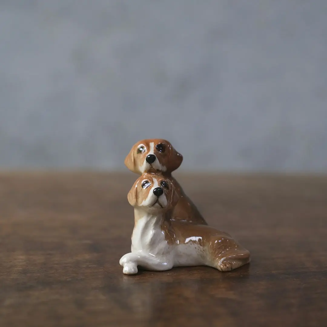 ヴィンテージフィギリン 寄り添う犬 イギリス 陶器 置物