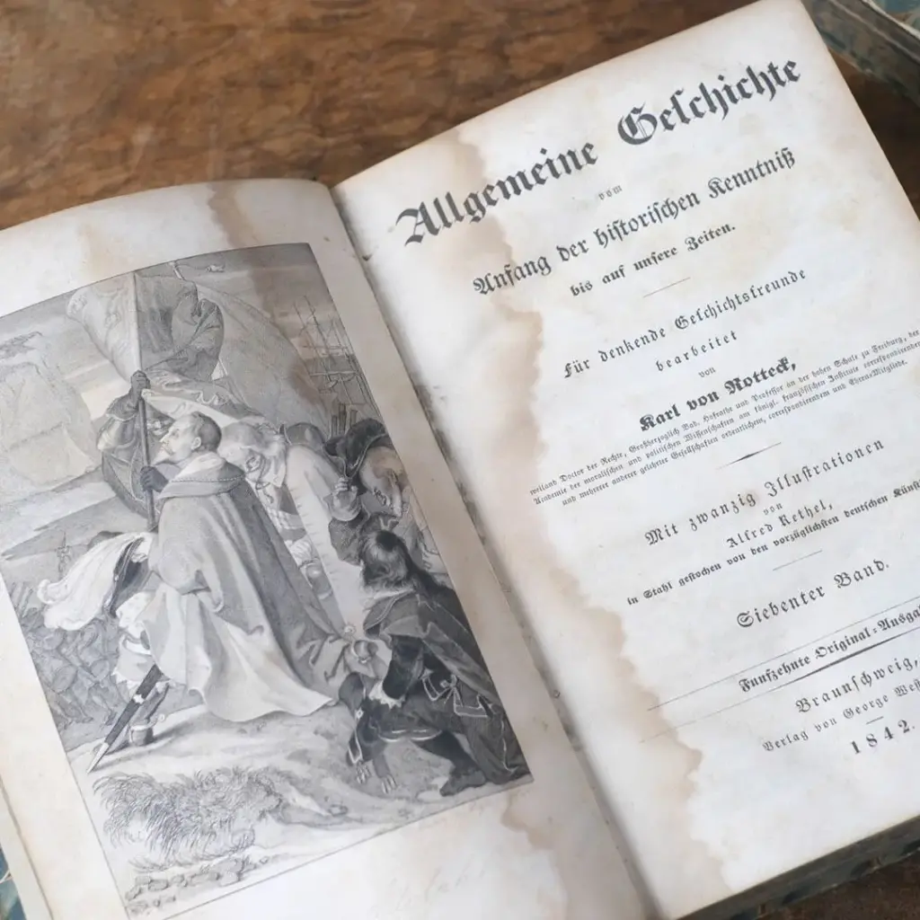 アンティークレザーブック 革張りの本 歴史書 ドイツ アンティーク雑貨4