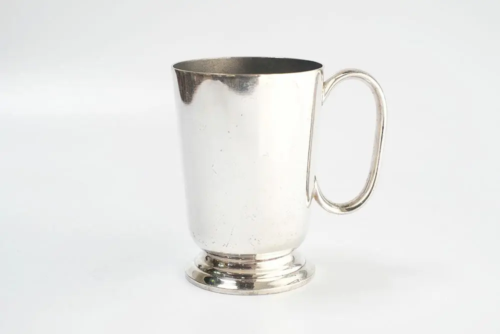 アンティーク シルバープレートビアカップ イギリス シンプルな形のタンカード2