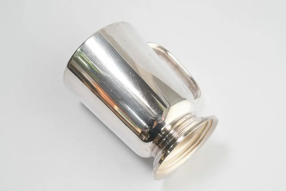 アンティーク シルバープレートビアカップ イギリス シンプルな形のタンカード1