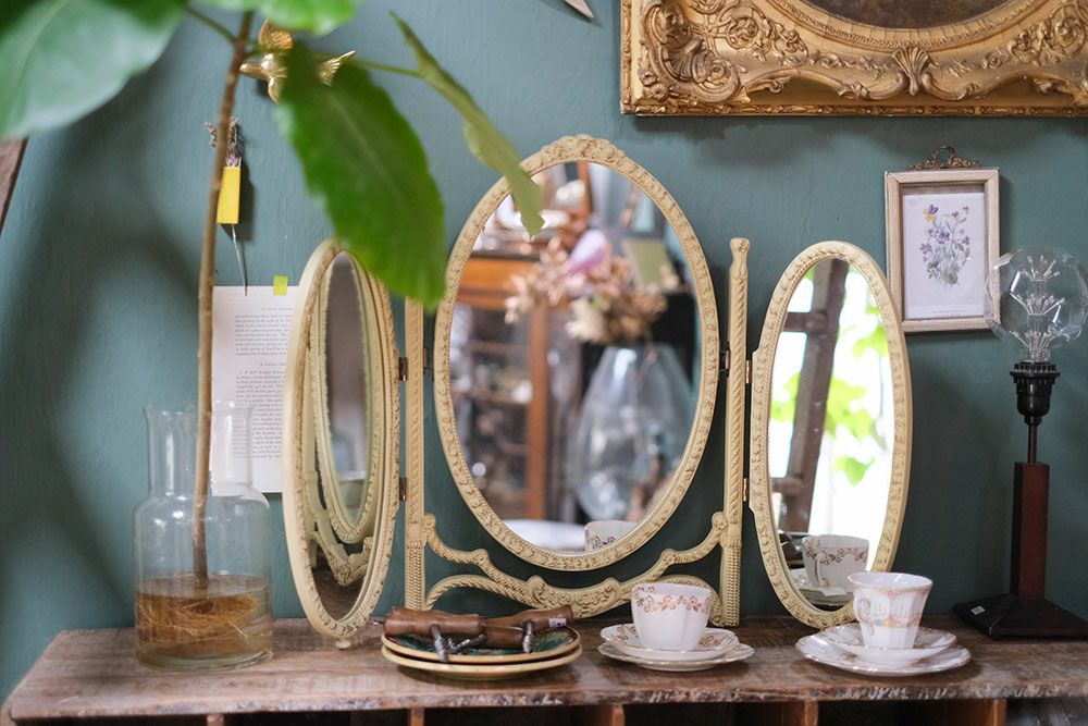 ヴィンテージ トリフォールドミラーB イギリス オーバル卓上3面鏡