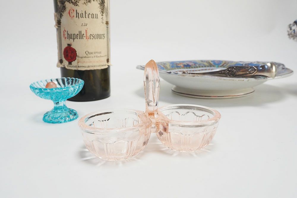 アンティーク サリエール (塩入れ)フランス ピンクの小さなガラス製スパイスディッシュ/アンティーク食器