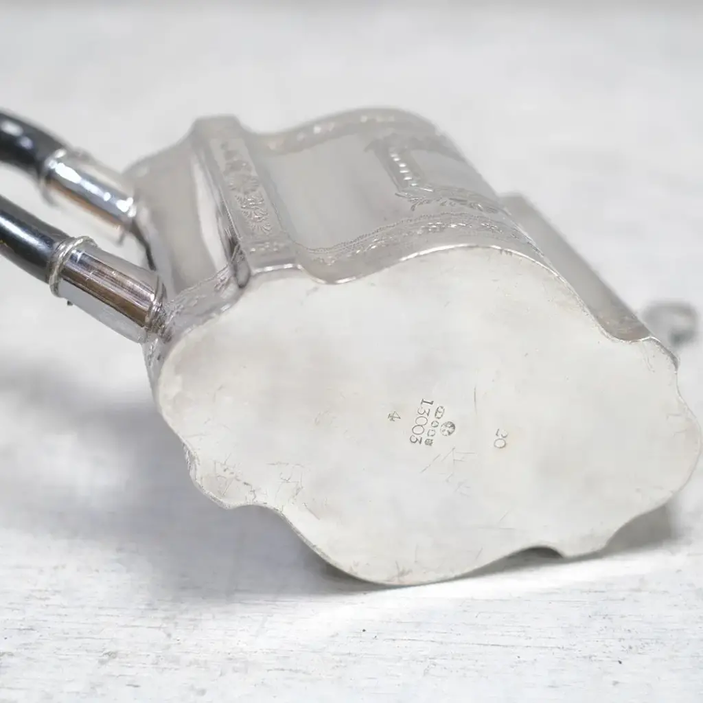 アンティークティーポット イギリスJOHN ROUND & SON シルバープレート1