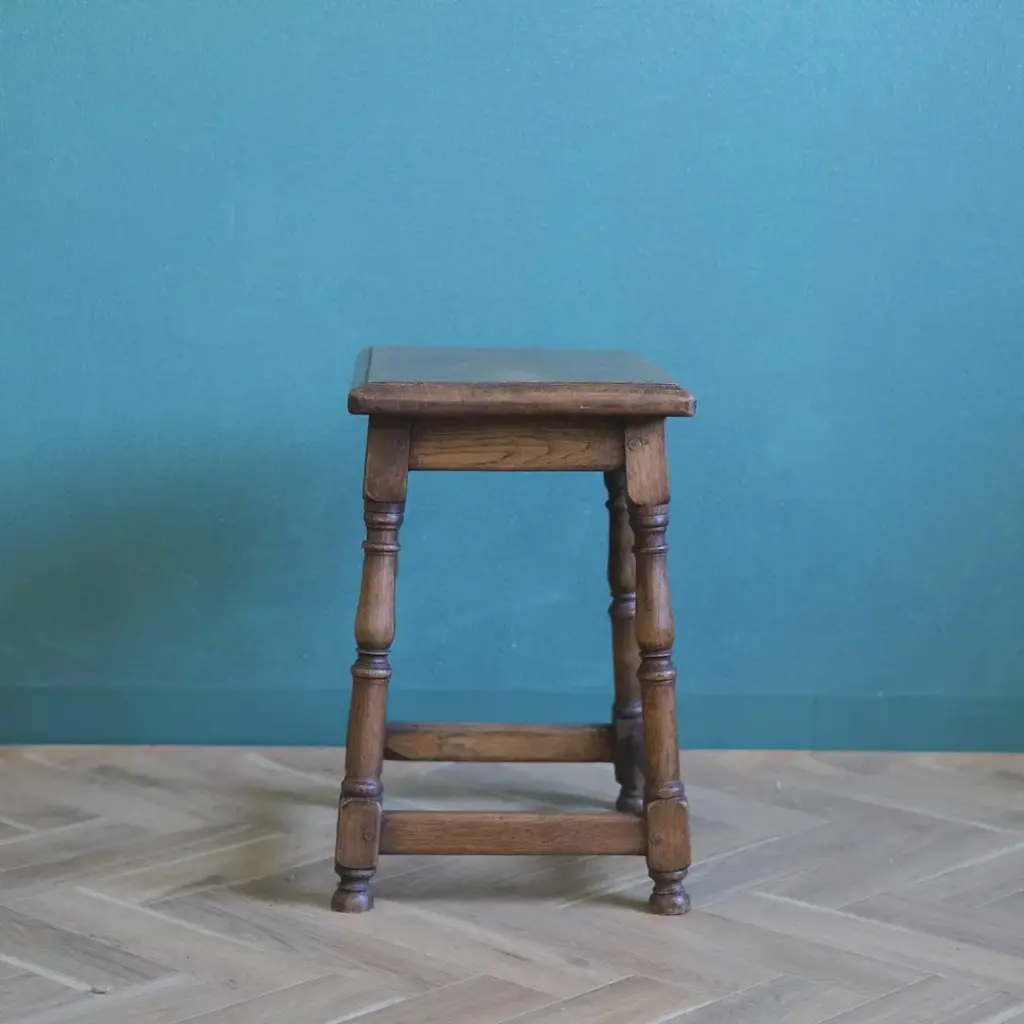 ヴィンテージ オークスツール 四角 フランス 木製1