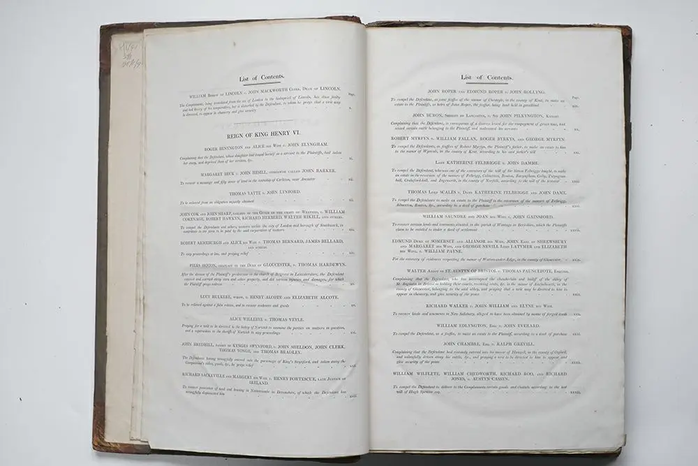 アンティークブック大判【PRPCEEDINGS IN CHANCERY】1830 イギリス19世紀の洋書 大きな古書1