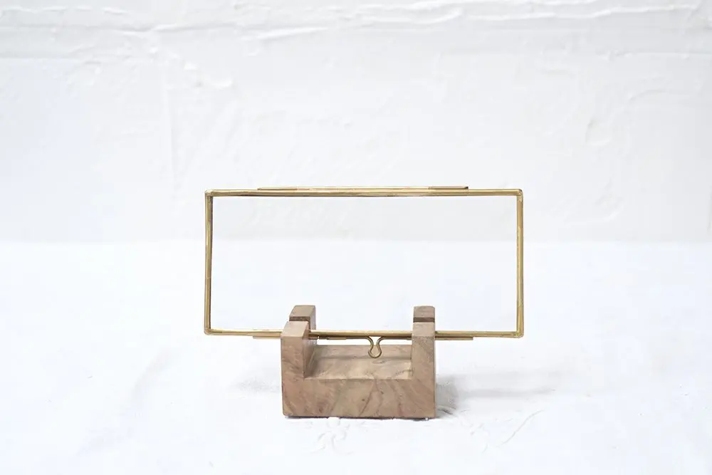 ブラスフレームwithウッドスタンドS インテリア雑貨2