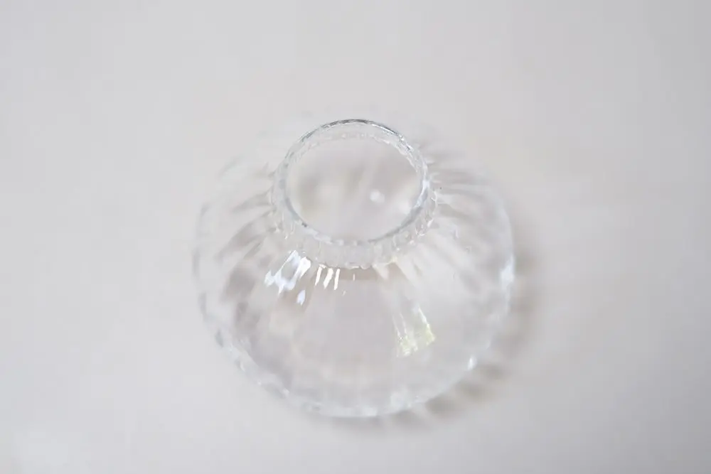 小さなフラワーベース（つぼみ） 2雑貨