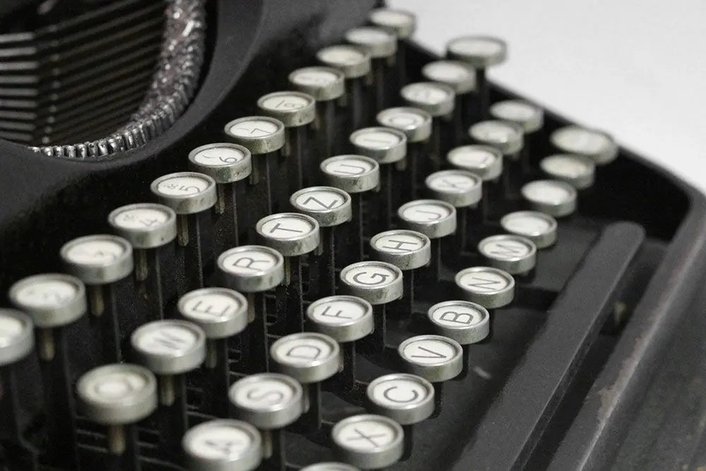 アンティーク タイプライターOLYMPIA SIMPLEX ドイツ タイプライター界のメルセデスベンツ アンティーク雑貨1