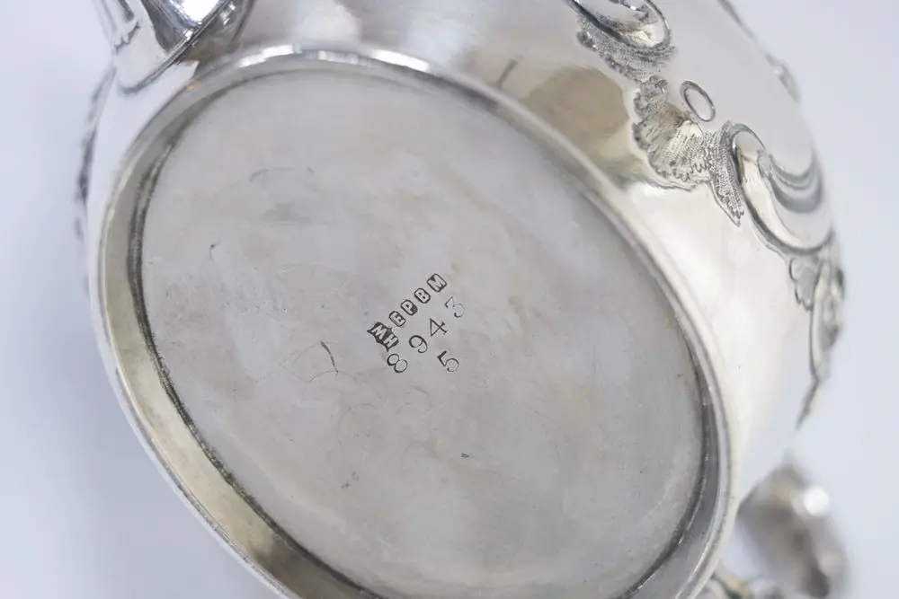 アンティーク シルバープレートティーセット 花とロカイユ イギリス 3点セット アンティーク雑貨4