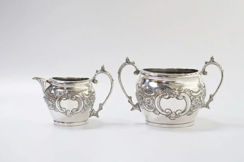 アンティーク シルバープレートティーセット 花とロカイユ イギリス 3点セット アンティーク雑貨5