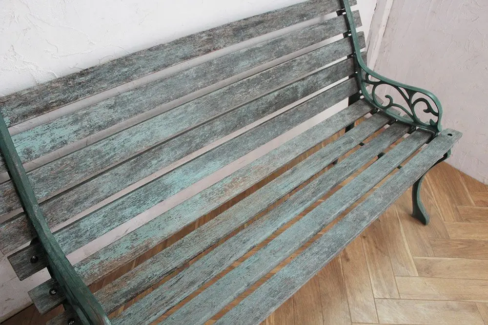 ヴィンテージ ガーデンベンチ イギリス 鉄脚しっかりとした作り 緑色2