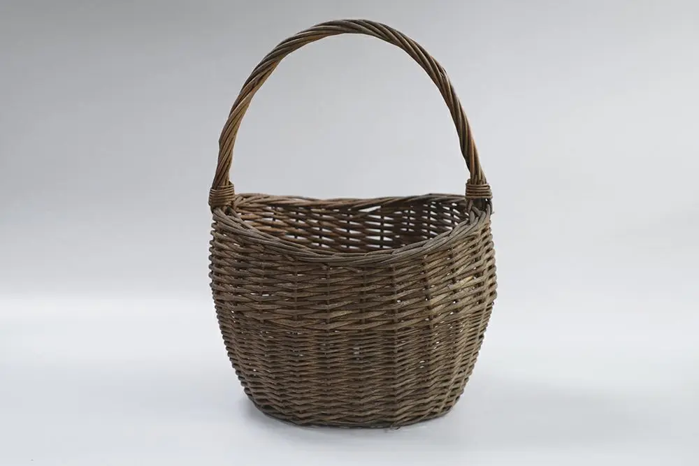 ヴィンテージ ウィッカーハンドルバスケット イギリス ナチュラルな自然素材の籠 2