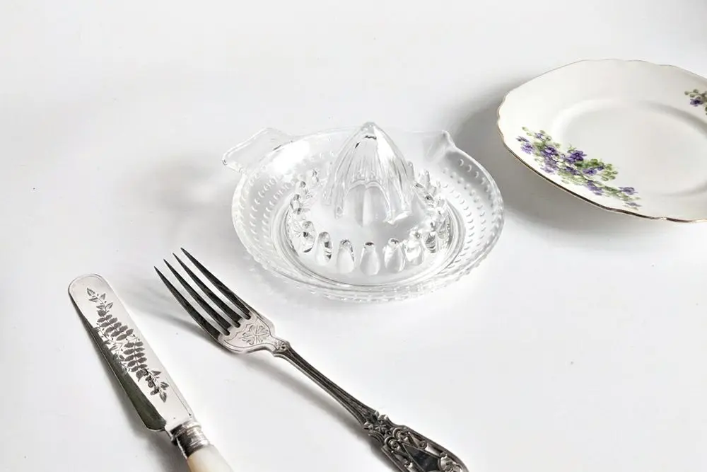 ヴィンテージ クリアガラスリーマ B フランス 古いガラスの果実絞り/アンティーク食器