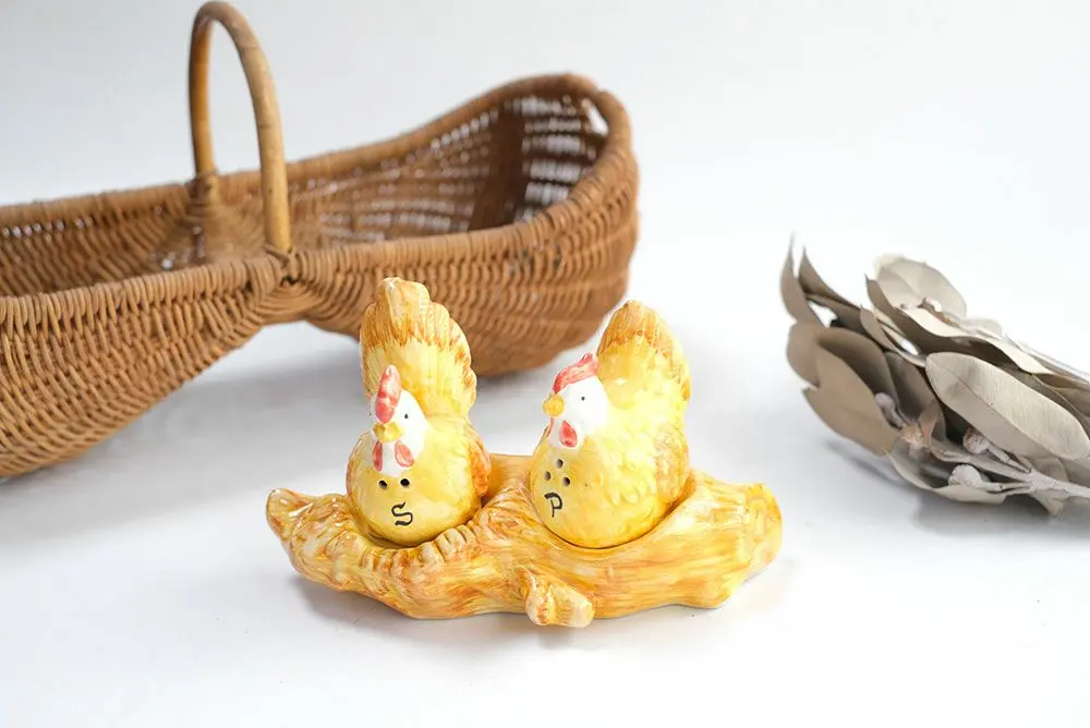 ヴィンテージ ソルト＆ペッパー スパイスシェイカーセット / 二羽のにわとり　イギリス製のユニークなスパイスポット