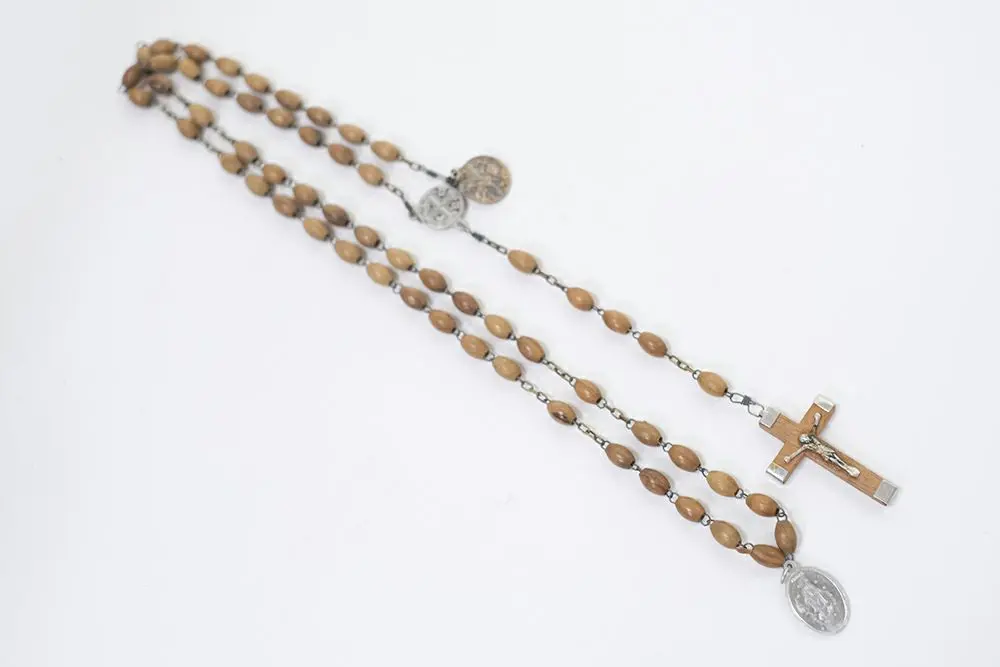アンティークロザリオ 落ち着いた色合いの木製ビーズ フランス アンティーク雑貨