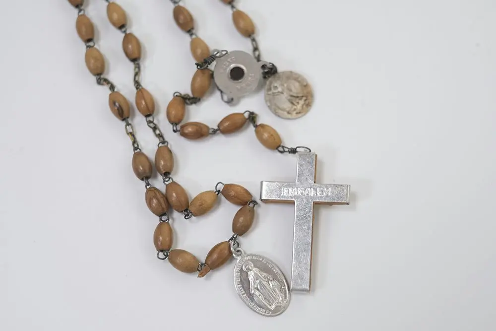 アンティークロザリオ 落ち着いた色合いの木製ビーズ フランス アンティーク雑貨4