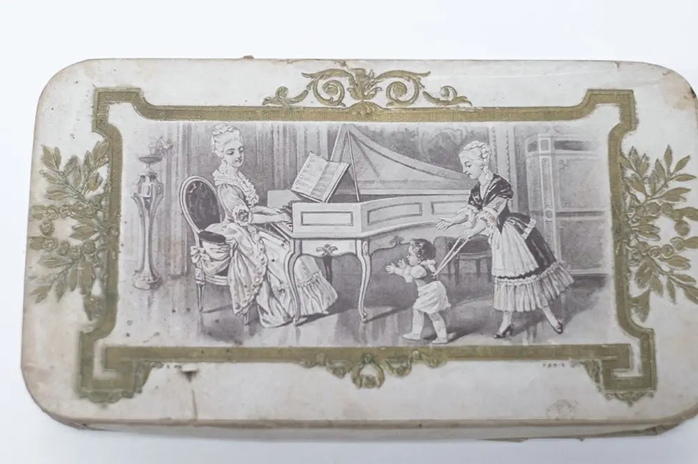 アンティーク ドラジェボックス(砂糖菓子の紙箱) フランス アンティーク雑貨5