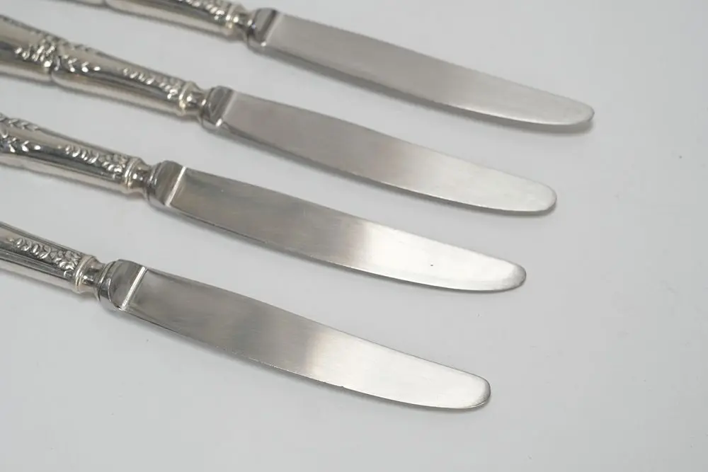 ヴィンテージ デザートナイフ クリストフル フランス 銀の輝きが美しいルイ16世スタイル3