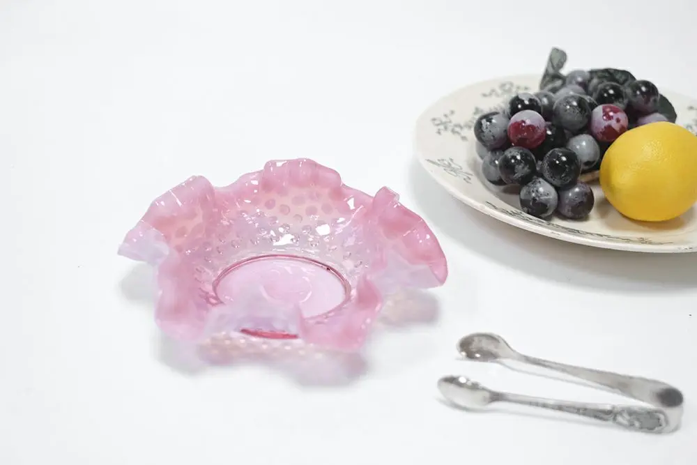 アンティーク Fenton社ホブネイルグラス ガラストレイ クランベリー・オパールセントグラス アンティーク雑貨