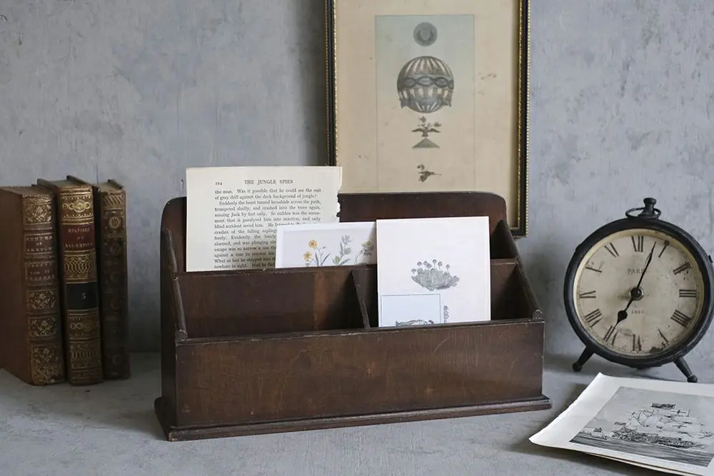 イギリスアンティーク 木製レターラック(幅31.8cm)　本や文房具の卓上収納ボックス アンティーク雑貨