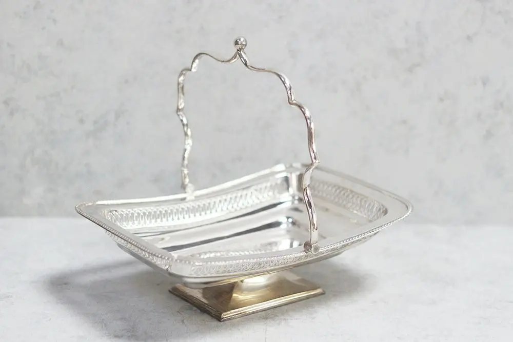 アンティーク シルバープレートフルーツバスケット イギリスJames Deakin & Sons
5