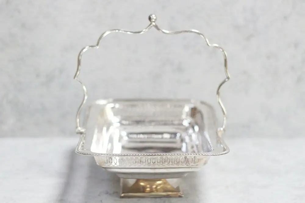 アンティーク シルバープレートフルーツバスケット イギリスJames Deakin & Sons
1