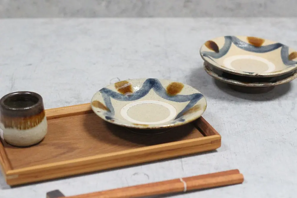 やちむん 沖縄 宮城正享 小皿 12.5CM 読谷村北窯 一点物