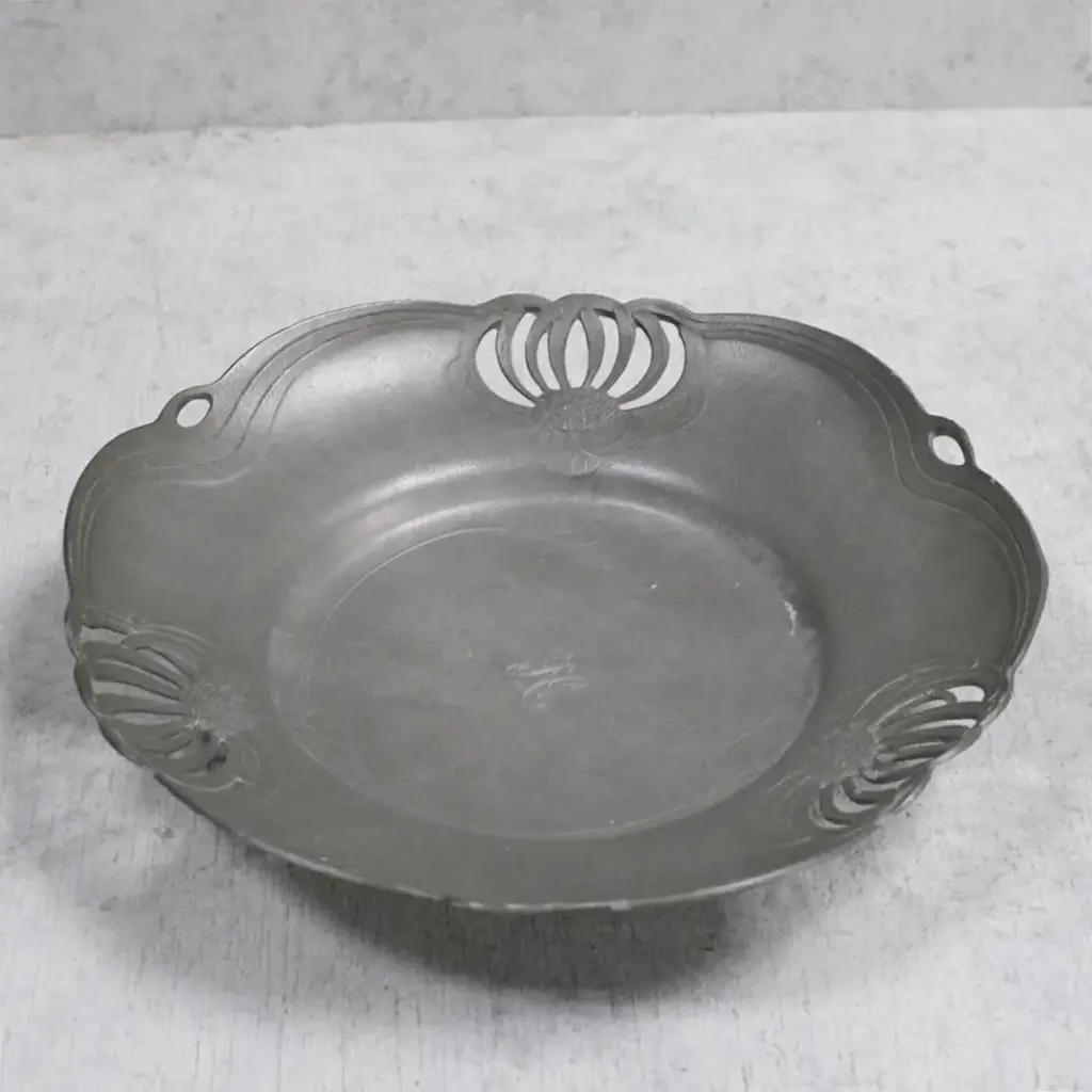 アンティークエタンリムプレート フランス 錫リム皿 花の透かし装飾/アンティーク食器3