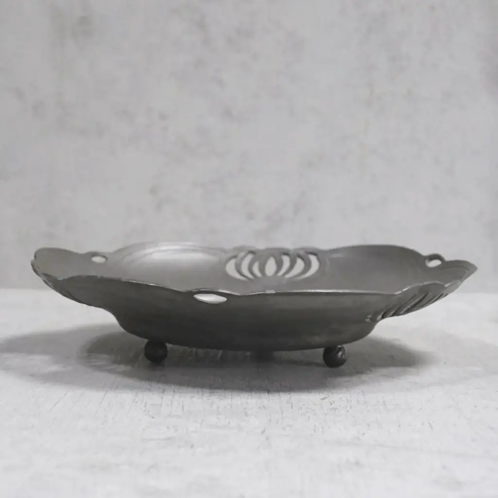 アンティークエタンリムプレート フランス 錫リム皿 花の透かし装飾/アンティーク食器4