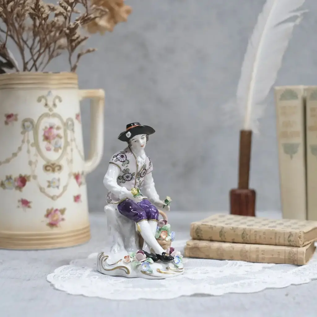 アンティークフィギュリン シッツェンドルフ 陶器の人形 置物 ドイツ オブジェ アンティーク雑貨