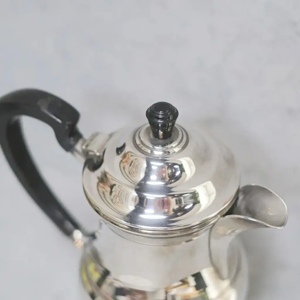 ヴィンテージシルバープレートティーポット イギリス GARRARD & CO LTD3