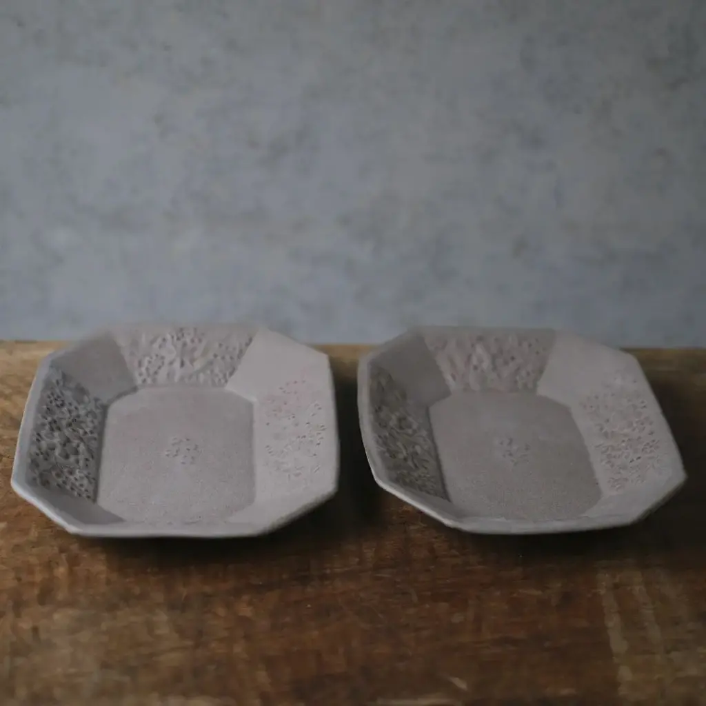 益子焼 kukka(クッカ) 八角皿 大 26cm ココアグレー色 わかさま陶芸 若林健吾 おしゃれな食器1