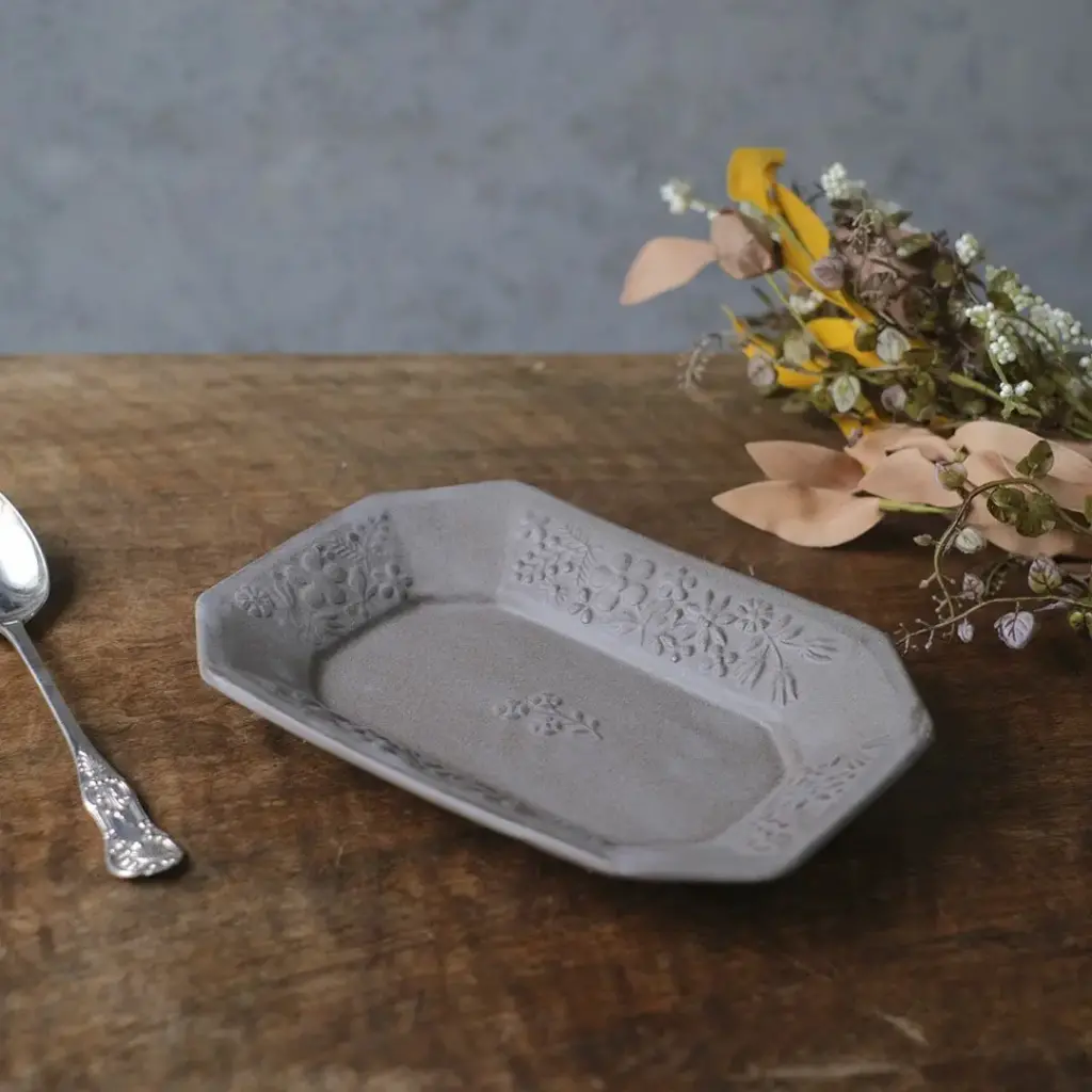 益子焼 kukka(クッカ) 八角皿 中 22cm ココアグレー色 わかさま陶芸 若林健吾 おしゃれな食器3