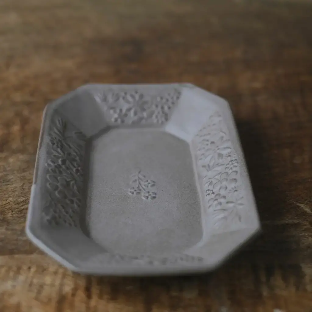 益子焼 kukka(クッカ) 八角皿 中 22cm ココアグレー色 わかさま陶芸 若林健吾 おしゃれな食器5