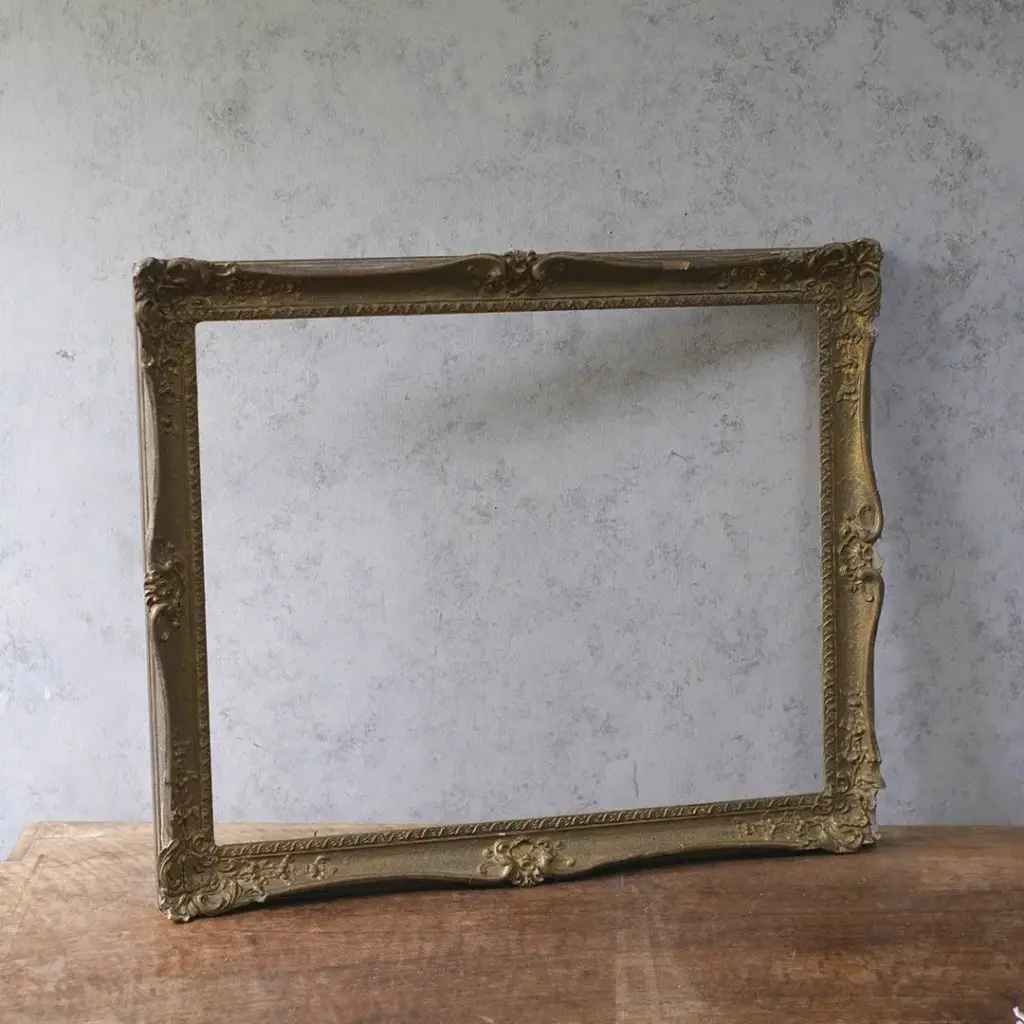 アンティークフレーム フランス 金色に塗装された豪華な額縁 アンティーク雑貨2