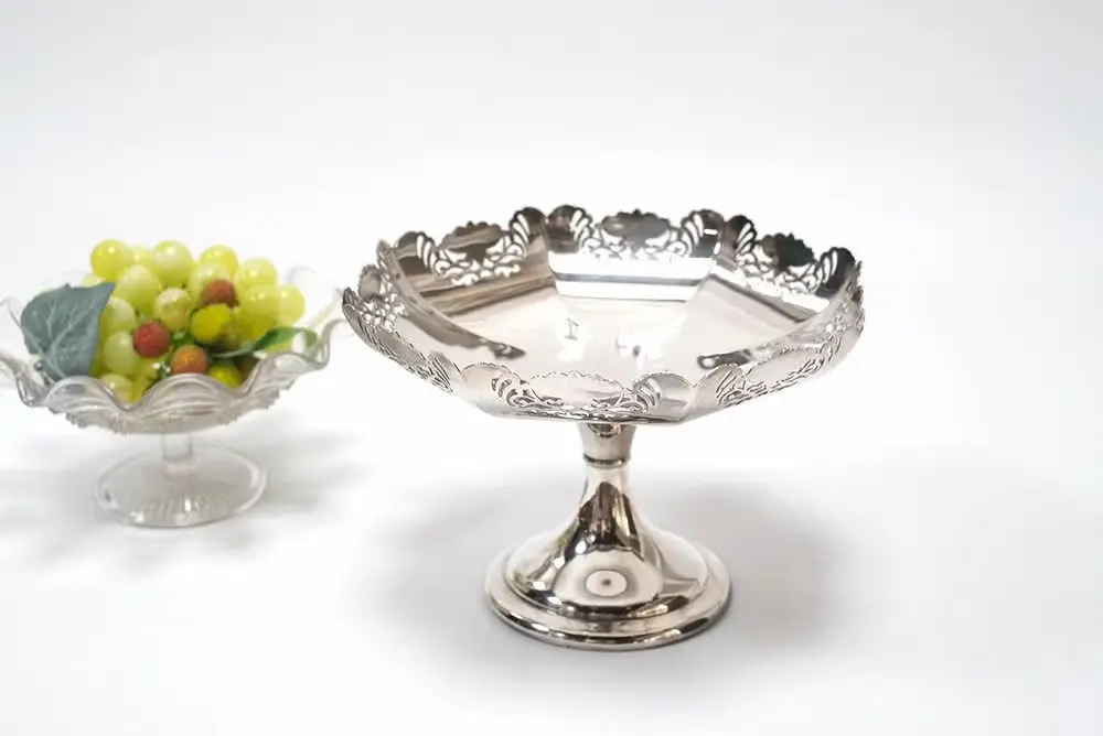 アンティークシルバープレート フルーツコンポート イギリス 透かし模様とすらりろ伸びた柱がエレガント アンティーク雑貨