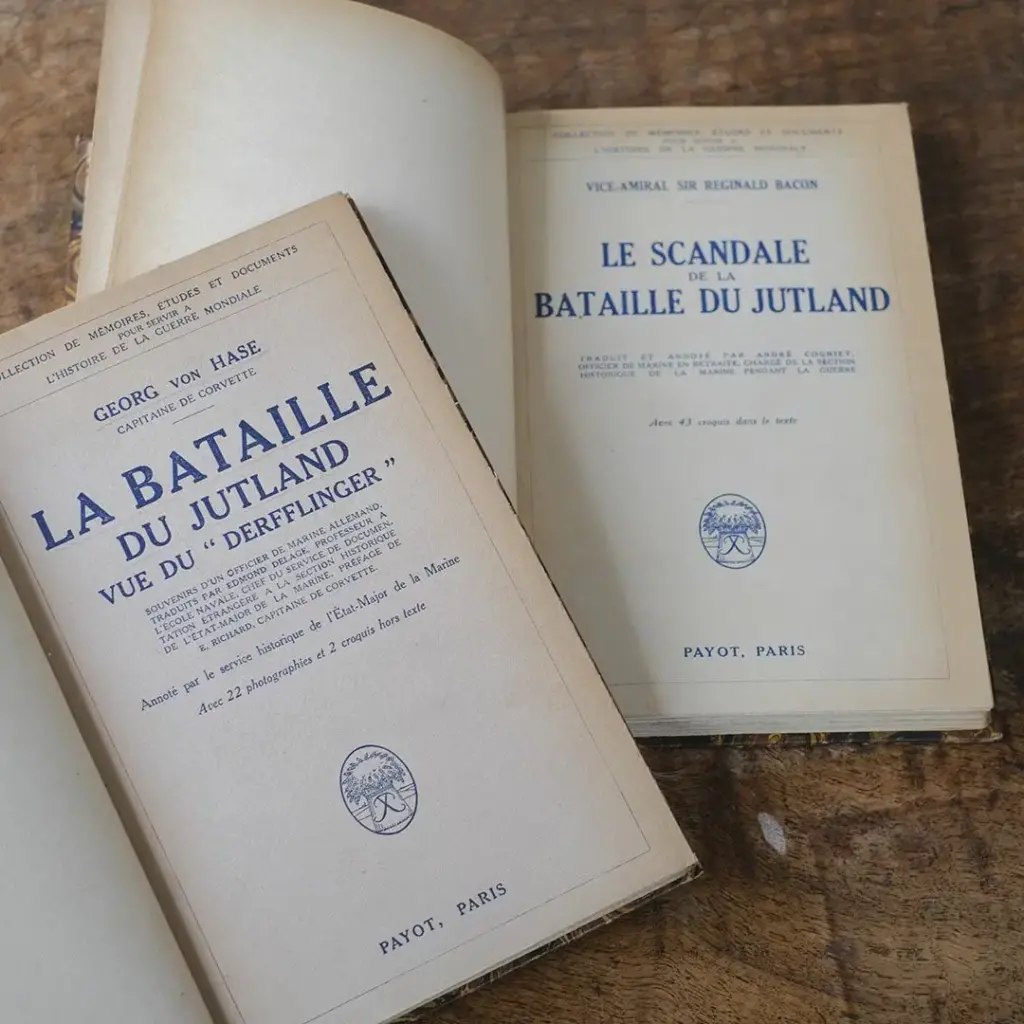 アンティークブック フランス 革張りの古書 1927～1928年 アンティーク雑貨2